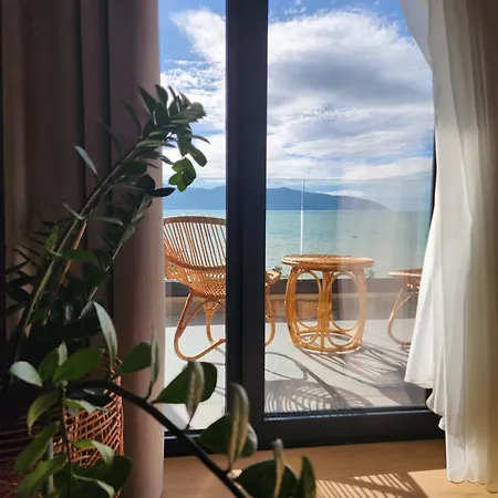 아파트 Doletti Luxury