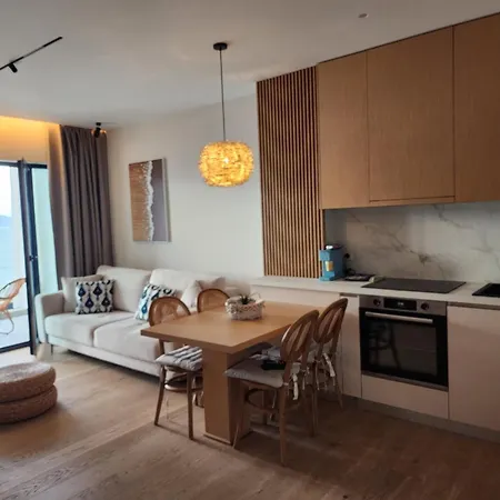 Doletti At Azar Apartment Vlore